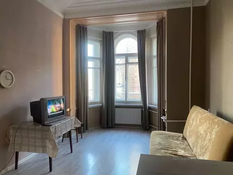 Комната Санкт-Петербург 9-я Советская ул., 11-13 (35.3 м)