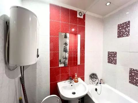 1-к кв. Тюменская область, Тюмень Рижская ул., 56 (29.6 м)