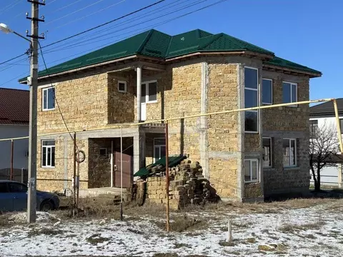 Дом в Крым, Симферопольский район, с. Мирное ул. Акъ-Меджит, 21 (287 ...