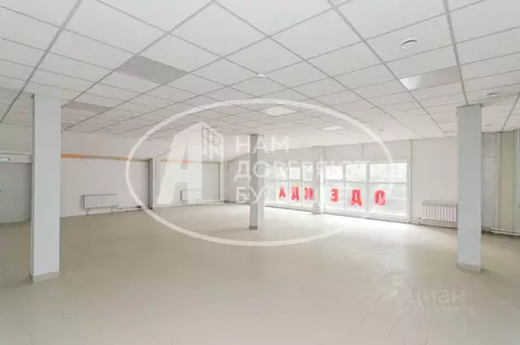 Торговая площадь в Пермский край, Пермь ул. Левченко, 9 (123 м)