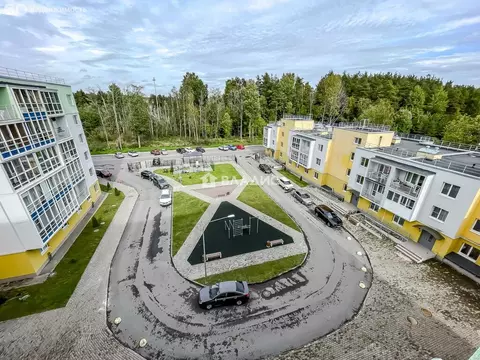 3-комнатная квартира: Зеленогорск, улица Строителей, 3к2 (91.9 м)