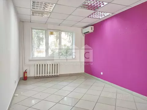 Помещение свободного назначения в Саратовская область, Энгельс ул. ...