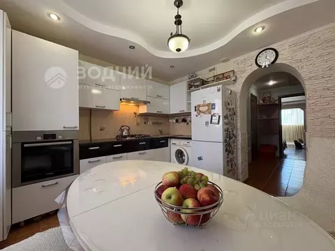 2-к кв. Чувашия, Чебоксары ул. Академика Королева, 3 (61.9 м)