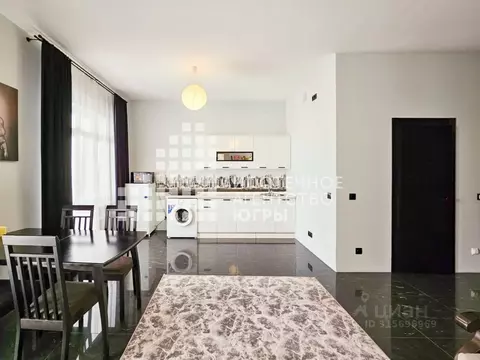 Студия Ханты-Мансийский АО, Ханты-Мансийск ул. Гагарина, 35 (53.0 м)