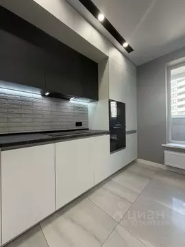 2-к кв. Краснодарский край, Краснодар ул. Бородинская, 137к2 (66.0 м)