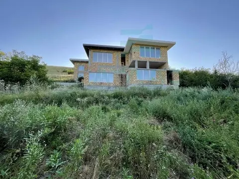 Дом в Крым, Симферопольский район, Добровское с/пос, с. Лозовое ул. ...