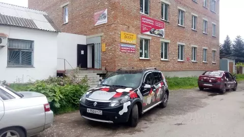 Торговая площадь в Тульская область, Узловая Базарная ул., 1А (200 м)