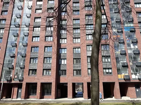 Продается 3-комнатная квартира