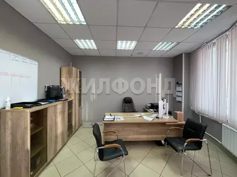 Офис в Новосибирская область, Новосибирск ул. Чаплыгина, 2/1 (70 м)