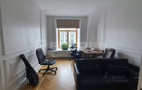 Офис в Санкт-Петербург Невский просп., 30 (81 м)