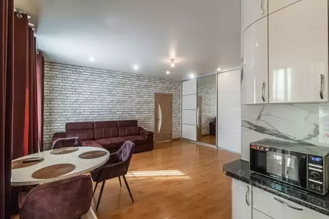 1-к кв. Омская область, Омск ул. Крупской, 14К1 (55.0 м)