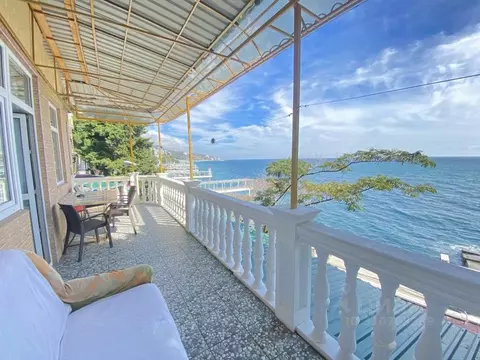 1-к кв. Крым, Ялта ул. Дражинского, 7 (65.0 м)