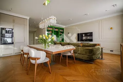 2-к кв. Санкт-Петербург Петровский просп., 11к3 (97.0 м)