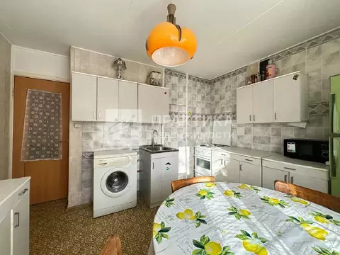 Продается 2-комнатная квартира