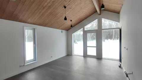 Дом в Свердловская область, Белоярский муниципальный округ, Рябина кп  ...