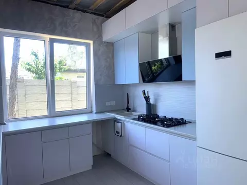 Дом в Волгоградская область, Волгоград ул. Имени Ижаева (77 м)