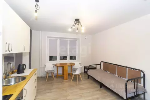 1-к кв. Тюменская область, Тюмень ул. Вьюжная, 10 (55.0 м)