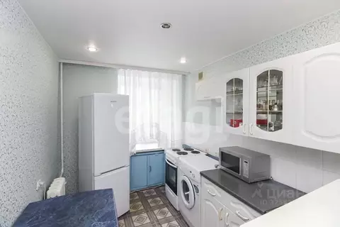 3-к кв. Тюменская область, Тюмень Парфеново мкр, ул. Тимуровцев, 32 ...