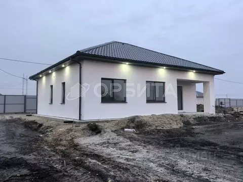 Дом в Тюменская область, Тюмень ул. Михаила Баранова (101 м)