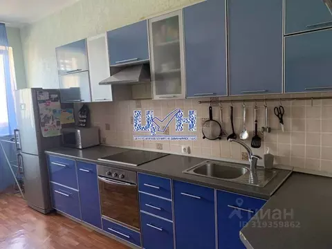 2-к кв. Курская область, Курск просп. Вячеслава Клыкова, 8 (80.4 м)