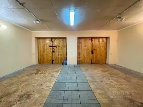 Гараж в Тюменская область, Тюмень ул. Максима Горького, 44 (19 м)