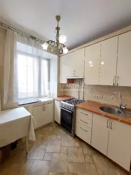 Продается 2-комнатная квартира