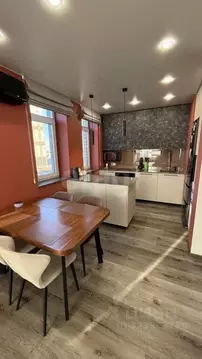 2-к кв. Тюменская область, Тюмень ул. Ю.-Р.Г. Эрвье, 38 (85.4 м)