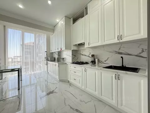 2-к кв. Кабардино-Балкария, Нальчик ул. Тарчокова (74.0 м)