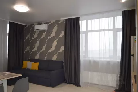 2-к кв. Тюменская область, Тюмень ул. Тимофея Чаркова, 87 (55.0 м)