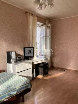 Продается 3-комнатная квартира