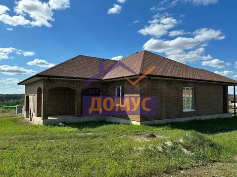 Дом в Белгородская область, Белгородский район, Дубовское с/пос, с. ...