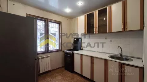 2-к кв. Омская область, Омск просп. Космический, 81 (44.3 м)