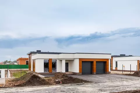 Дом в Башкортостан, Уфимский район, Зубовский сельсовет, с. Зубово ул. ...