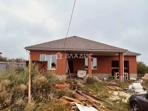 Дом в Белгородская область, Корочанский район, Мелиховское с/пос, с. ...