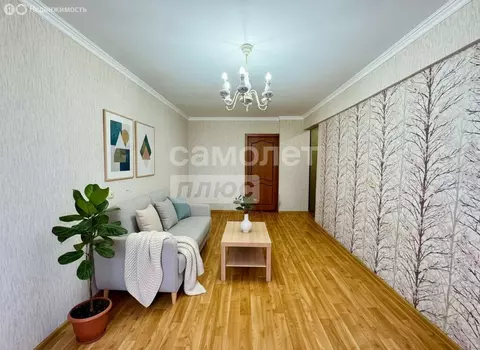 3-комнатная квартира: Омск, улица Николая Кузнецова, 4 (57.6 м)