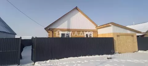 Дом в Бурятия, Иволгинский район, Гурульбинское с/пос, с. Гурульба ул. ...