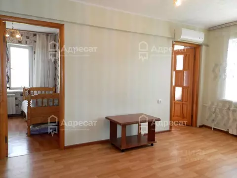 3-к кв. Волгоградская область, Волгоград ул. Академика Богомольца, 3 ...