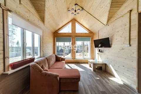 Дом в Ленинградская область, Всеволожский район, Агалатовское с/пос, У ...