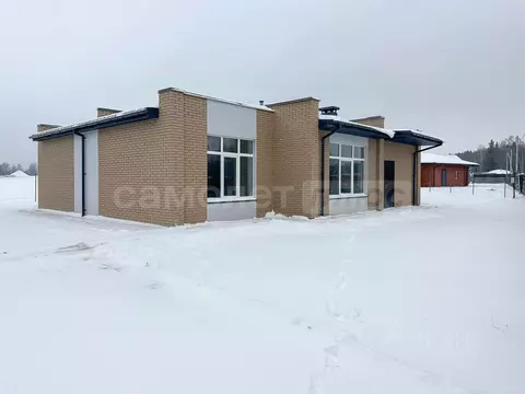 Дом в Московская область, Наро-Фоминский городской округ, д. Берюлево  ...