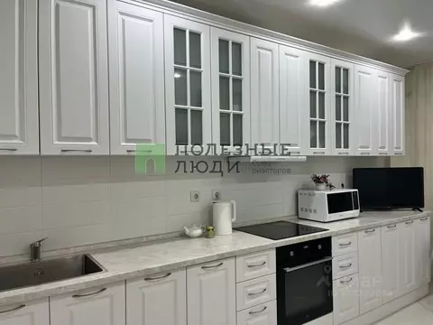 2-к кв. Красноярский край, Красноярск ул. Петра Ломако, 8 (70.0 м)