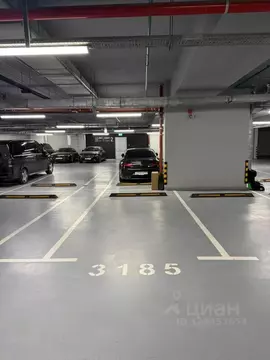 Гараж в Москва 1-й Красногвардейский проезд, 22с2 (15 м)