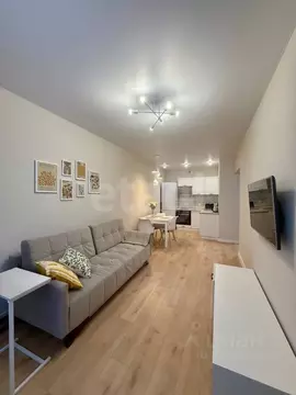 1-к кв. Тюменская область, Тюмень ул. Краснооктябрьская, 8 (38.0 м)