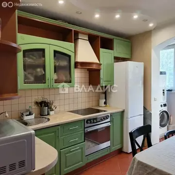 3-комнатная квартира: Калининград, улица Лилии Иванихиной, 4 (73.7 м)