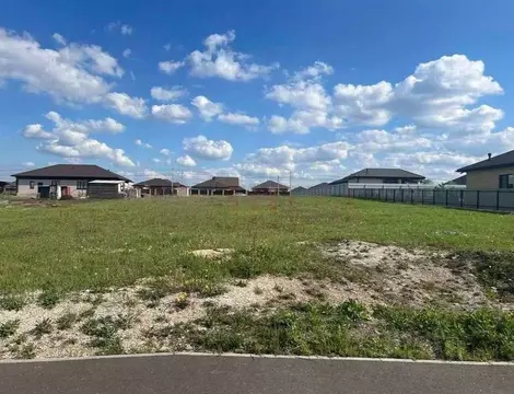 Участок в Белгородская область, Старый Оскол ул. Первоцветная (8.0 ...