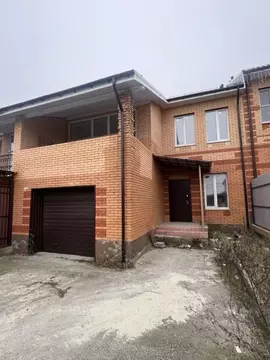 Таунхаус в Курская область, Курский район, Нижнемедведицкий сельсовет, ...