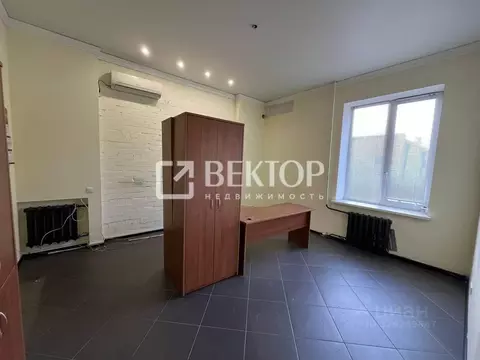 Офис в Ярославская область, Ярославль ул. Калинина, 18 (80 м)