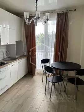 2-к кв. Калининградская область, Гурьевский муниципальный округ, пос. ...