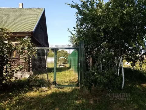 Дом в Ленинградская область, Лужский район, Скребловское с/пос, д. ...