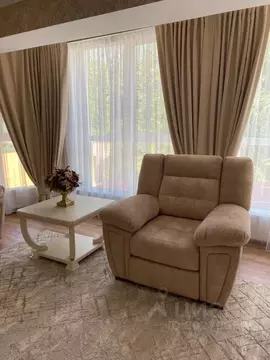 2-к кв. Ставропольский край, Кисловодск Коллективная ул., 11 (80.0 м)