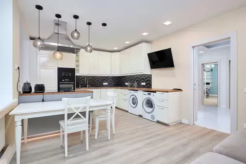 3-к кв. Санкт-Петербург, Санкт-Петербург, Сестрорецк Приморское ш., ...